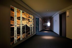 Lucy Hotel