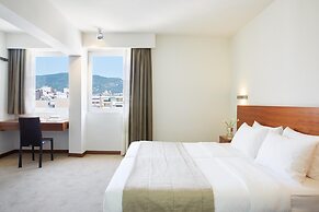 Lucy Hotel