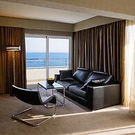 Lucy Hotel