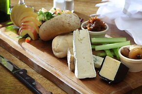 The Bull Hotel, Sure Hotel Collection by Best Western