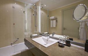 Suite Hotel Eden Mar