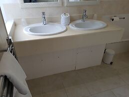 Buckatree Hall Hotel