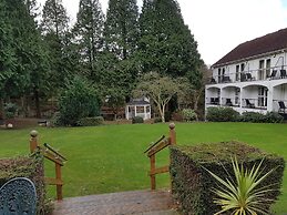 Buckatree Hall Hotel