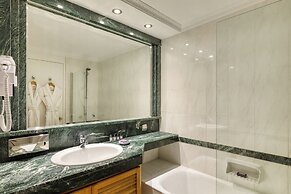 Divani Apollon Palace & Thalasso