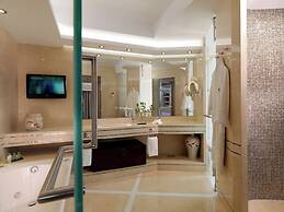 Divani Apollon Palace & Thalasso