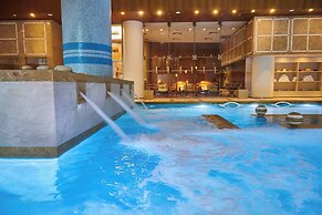 Divani Apollon Palace & Thalasso
