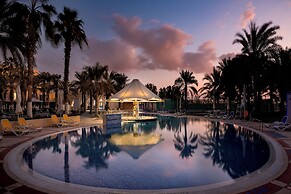 Metropolitan Al Mafraq Hotel