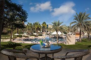 Metropolitan Al Mafraq Hotel