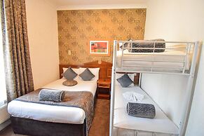 Pembridge Palace Hotel