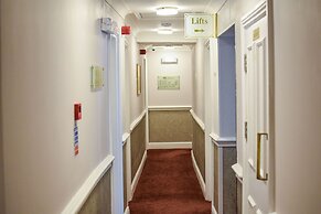 Pembridge Palace Hotel