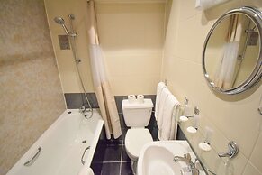 Pembridge Palace Hotel