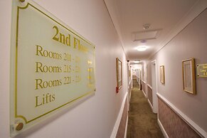 Pembridge Palace Hotel