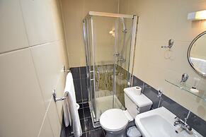 Pembridge Palace Hotel