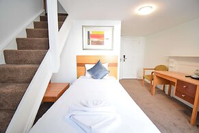 Pembridge Palace Hotel