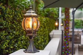 Pembridge Palace Hotel