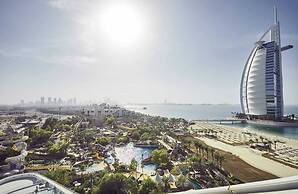 Jumeirah Beach Hotel Dubai