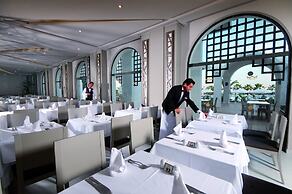 Club Palm Azur - Families and Couples