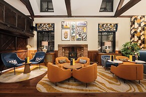 voco Letchworth Hall by IHG