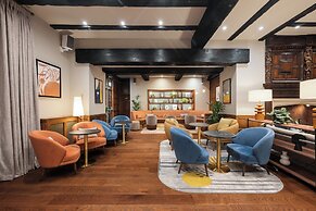 voco Letchworth Hall by IHG