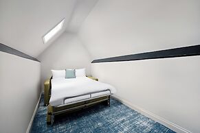 voco Letchworth Hall by IHG