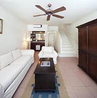 Savannah Beach Club Hotel