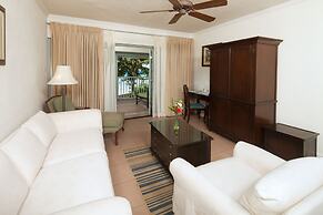 Savannah Beach Club Hotel