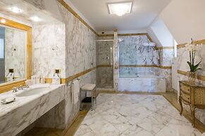 Imperiale Palace Hotel