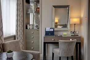 Crown and Mitre Hotel
