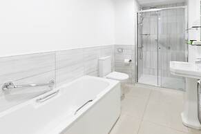 Lake District Castle Inn