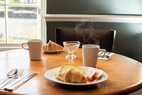 Lake District Castle Inn