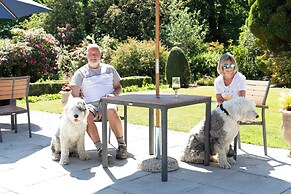 Lake District Castle Inn