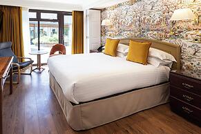 Lake District Castle Inn