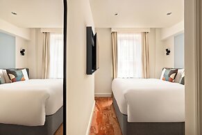 London Bloomsbury Square Hotel