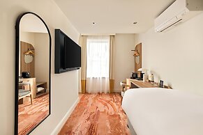 London Bloomsbury Square Hotel