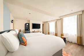 London Bloomsbury Square Hotel