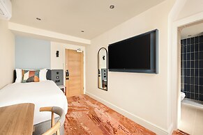 London Bloomsbury Square Hotel