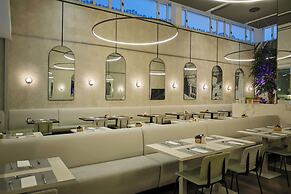 1881 Madrid Ventas Hotel