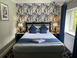 Stone House Hotel