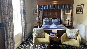 Stone House Hotel