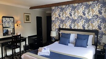 Stone House Hotel