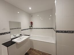 Stone House Hotel