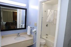 Super 8 by Wyndham Florence SC I-95 North / Hwy 76