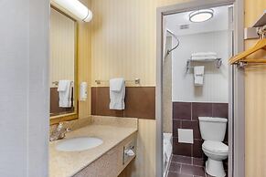Quality Inn Toronto Airport