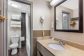 Quality Inn Toronto Airport