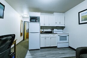 Super 8 by Wyndham Grande Prairie