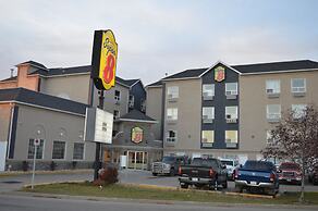 Super 8 by Wyndham Grande Prairie