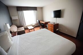 Super 8 by Wyndham Whitecourt