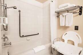 Super 8 by Wyndham Whitecourt