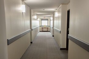 Super 8 by Wyndham Whitecourt