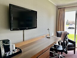 Atlantic Host Hotel, Trademark Collection by Wyndham